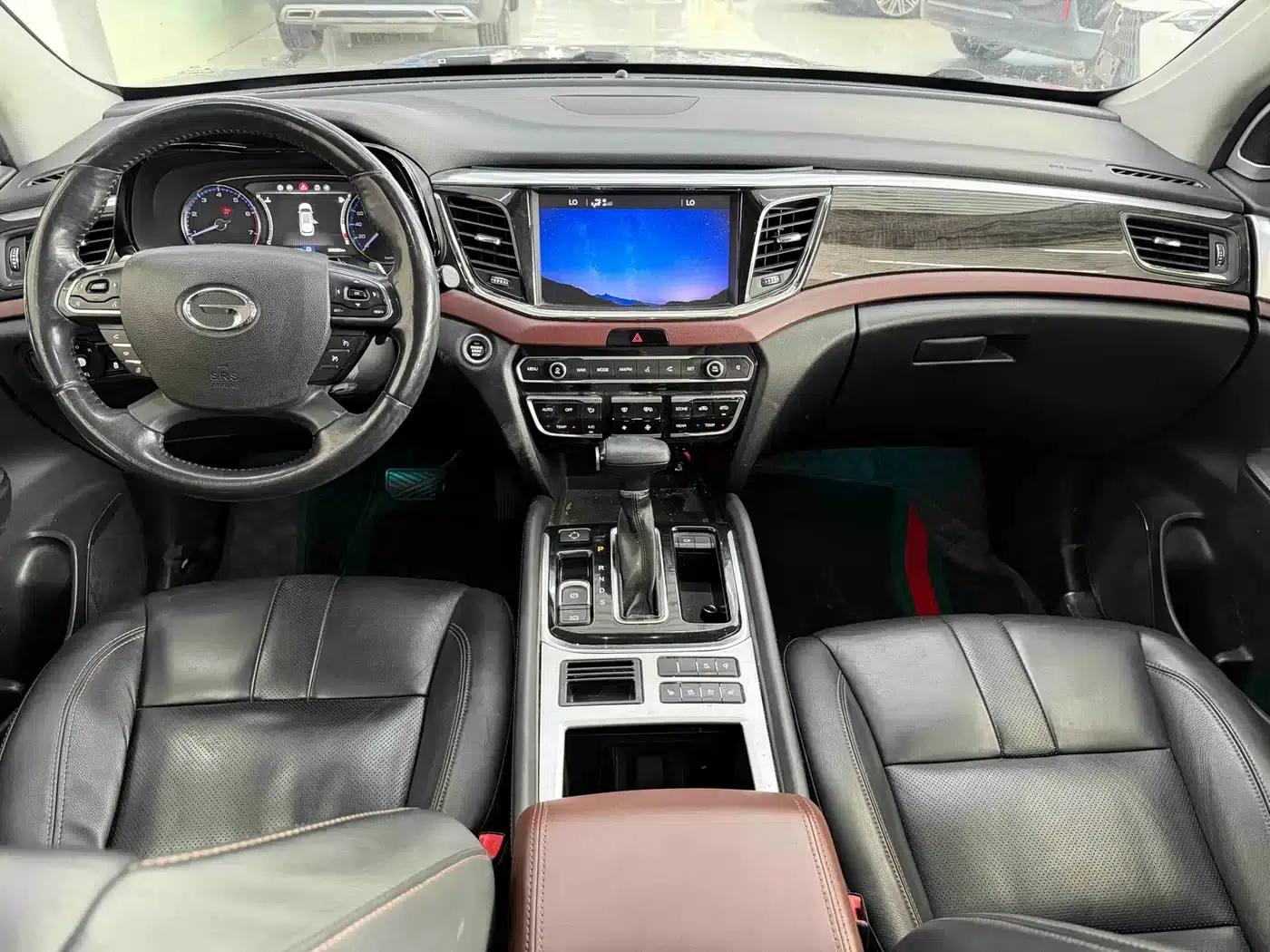 Trumpchi GS8 2017 320T 2WD Luxury Intelligent Connected Edition (7-seater) — миниатюра 14