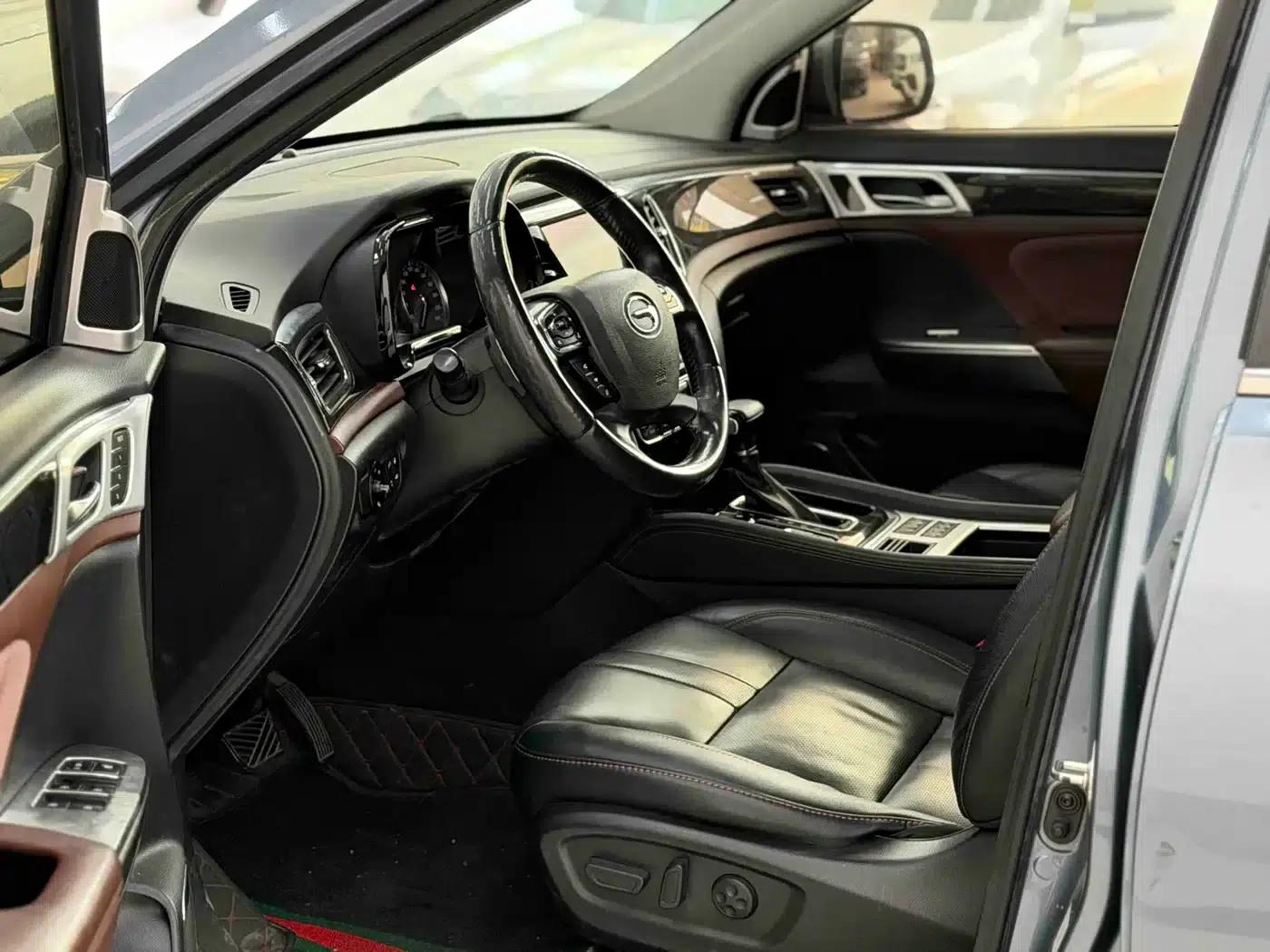 Trumpchi GS8 2017 320T 2WD Luxury Intelligent Connected Edition (7-seater) — миниатюра 7