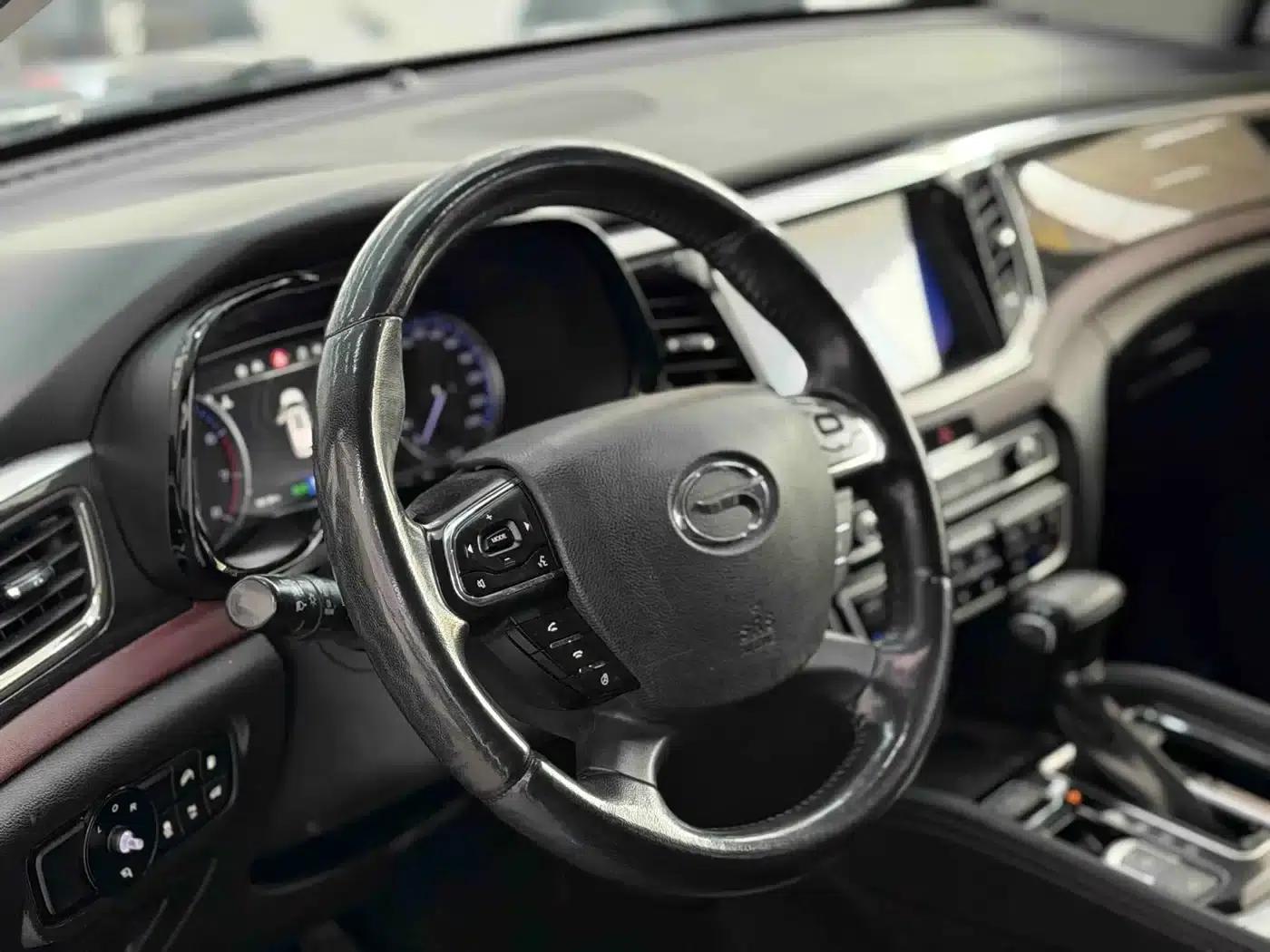 Trumpchi GS8 2017 320T 2WD Luxury Intelligent Connected Edition (7-seater) — миниатюра 9