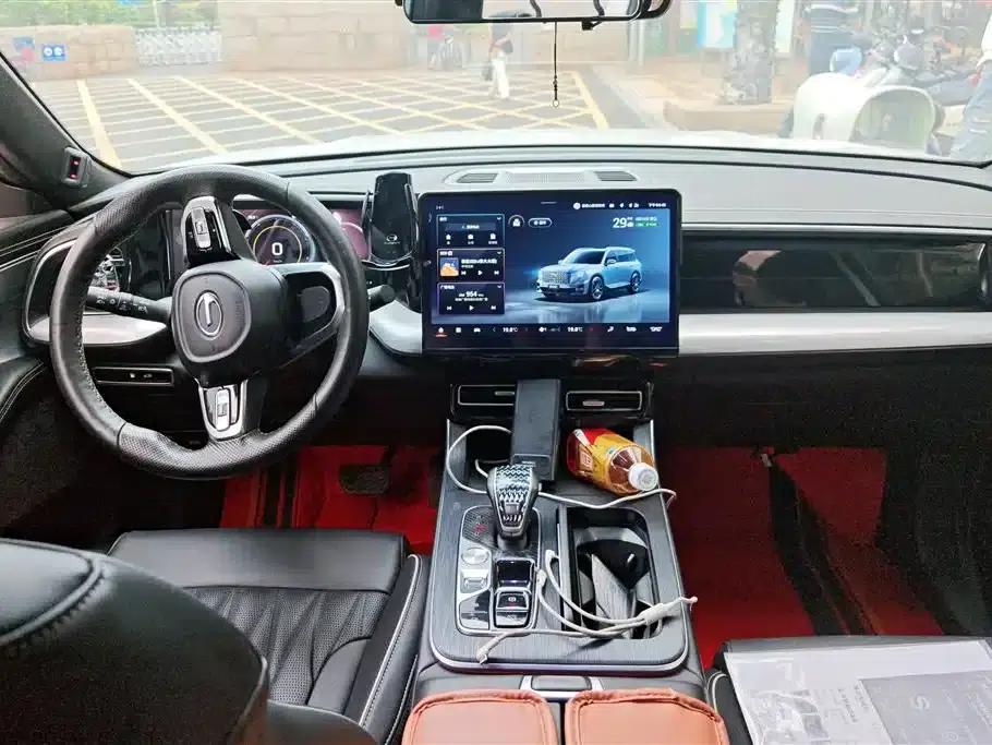 Trumpchi GS8 2022 Navigator Series 2.0TGDI 2WD Luxury Intelligent Connected Edition (7-seater) — миниатюра 12