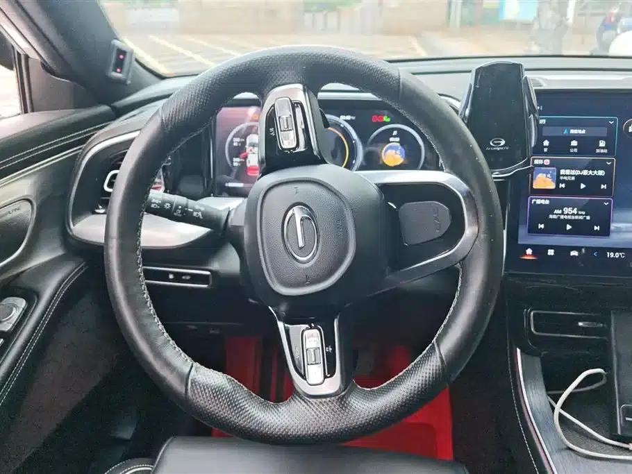 Trumpchi GS8 2022 Navigator Series 2.0TGDI 2WD Luxury Intelligent Connected Edition (7-seater) — миниатюра 15