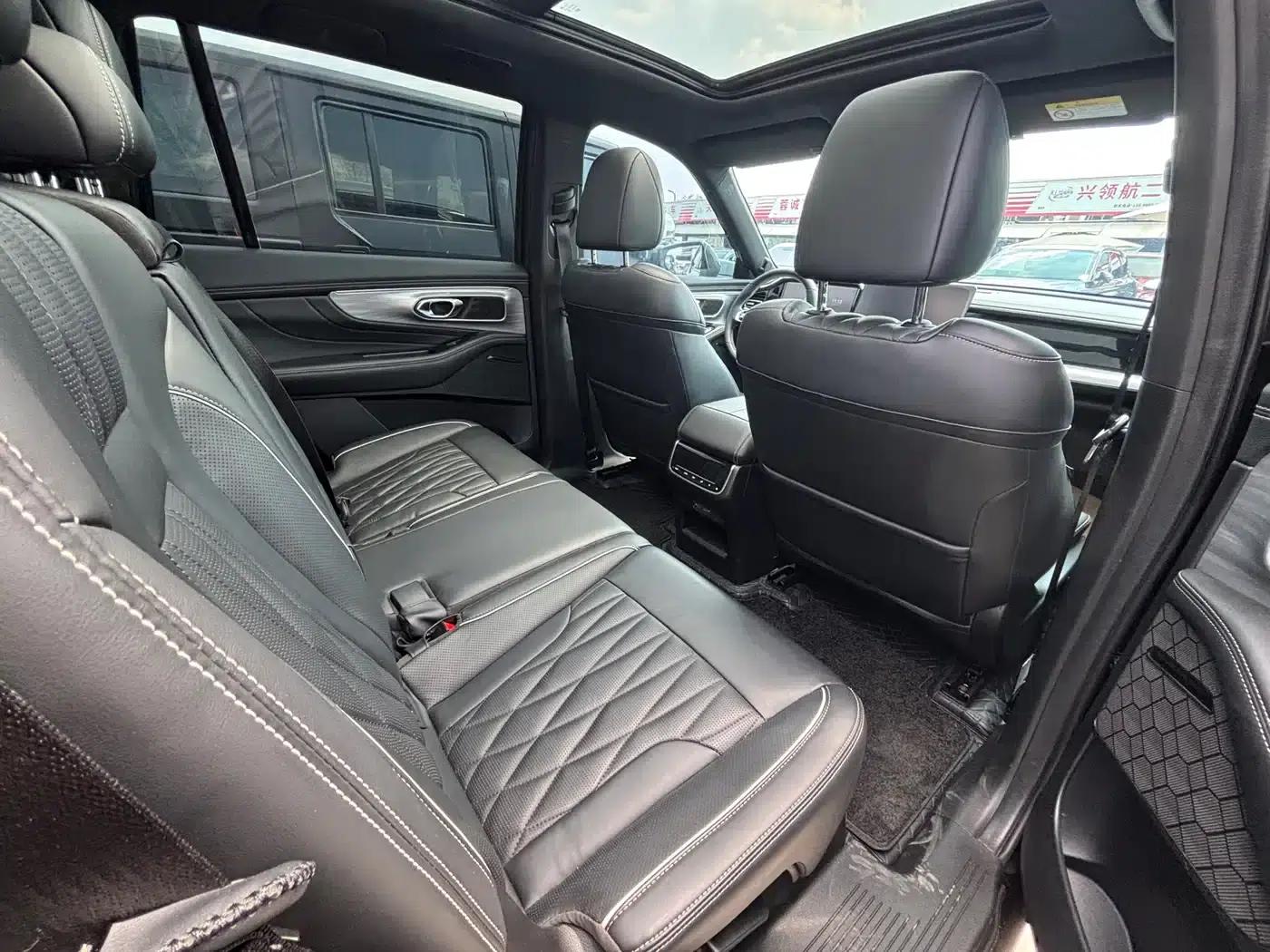 Trumpchi GS8 2022 Navigator Series 2.0TGDI 2WD Luxury Intelligent Connected Edition (7-seater) — миниатюра 11