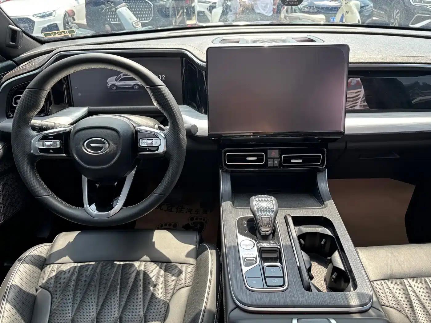 Trumpchi GS8 2022 Navigator Series 2.0TGDI 2WD Luxury Intelligent Connected Edition (7-seater) — миниатюра 7