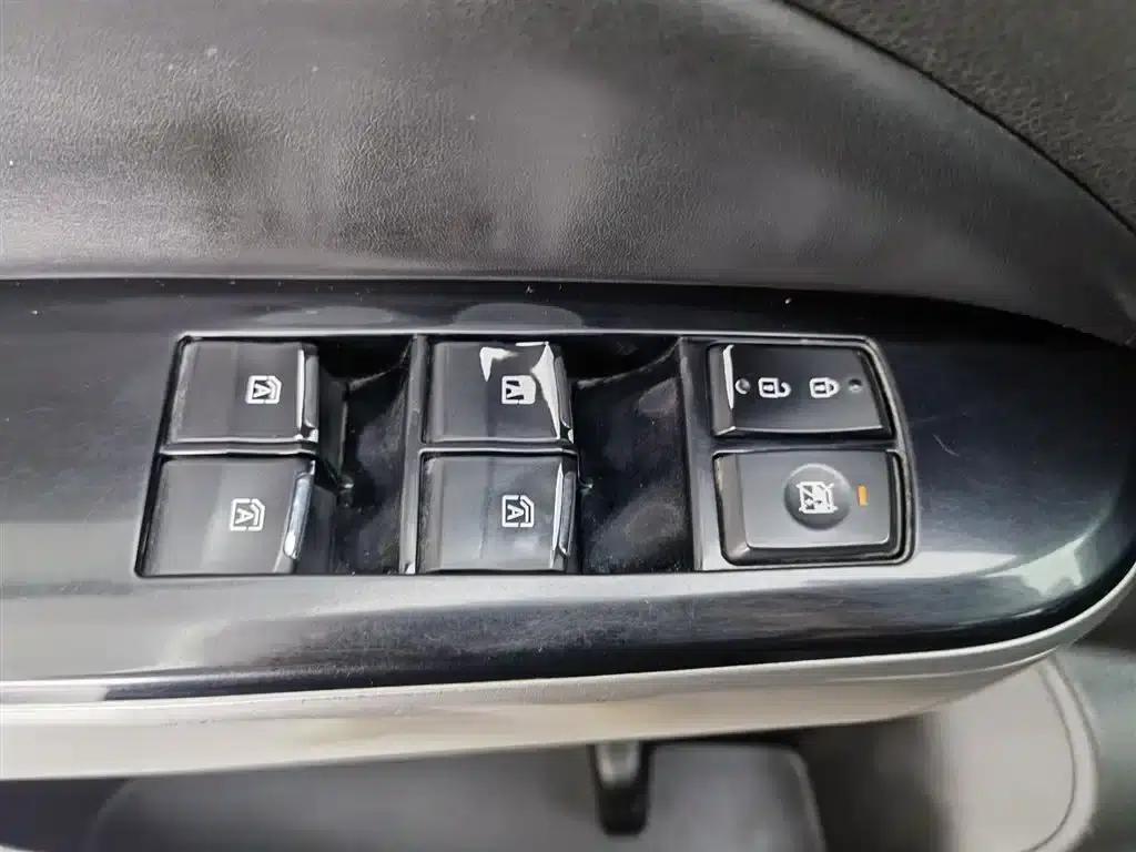 Trumpchi GS8 2020 390T 2WD Luxury Intelligent Connected Edition (7-seater) — миниатюра 9