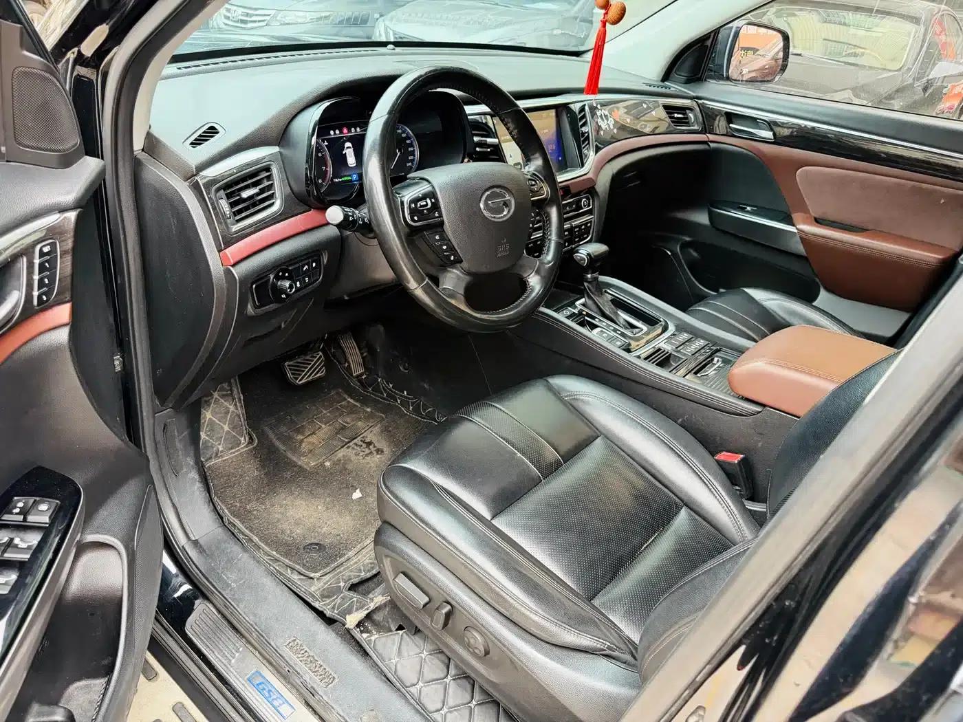 Trumpchi GS8 2017 320T 2WD Luxury Intelligent Connected Edition (7-seater) — миниатюра 4