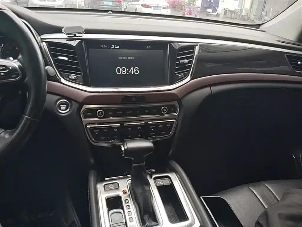 Trumpchi GS8 2017 320T 2WD Luxury Intelligent Connected Edition (7-seater) — миниатюра 13
