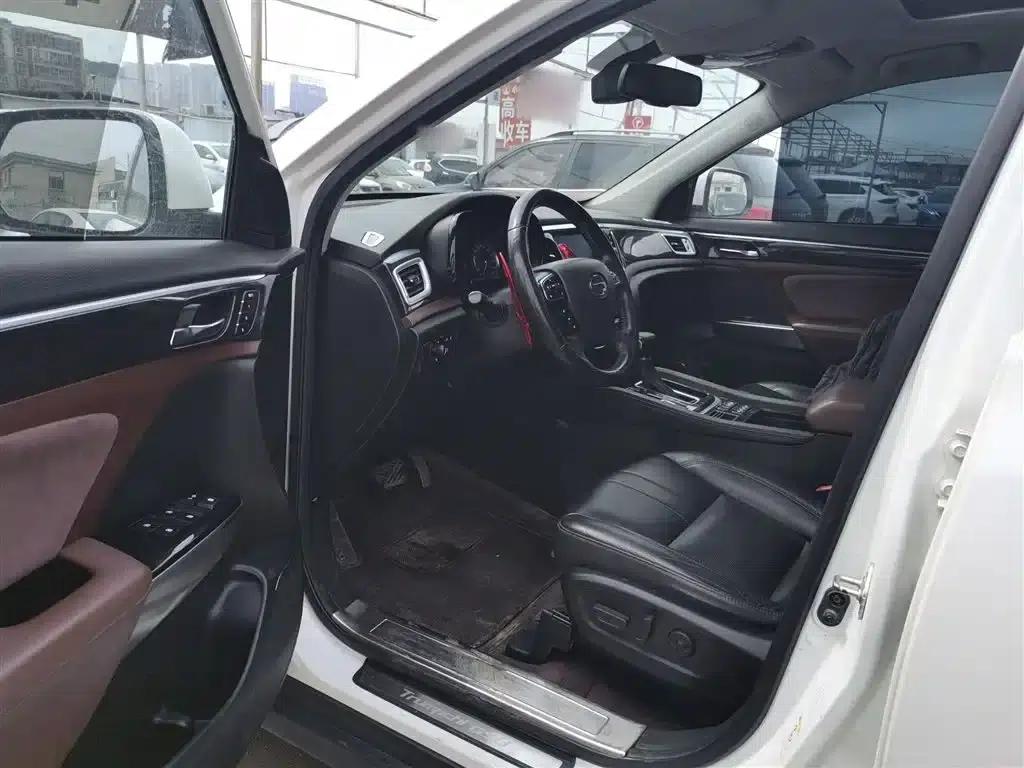 Trumpchi GS8 2017 320T 2WD Luxury Intelligent Connected Edition (7-seater) — миниатюра 16