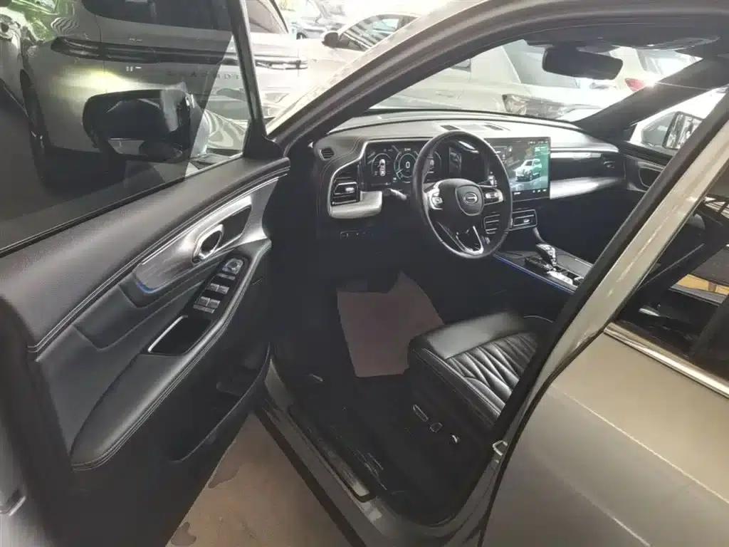Trumpchi GS8 2022 Navigator Series 2.0TGDI 2WD Luxury Intelligent Connected Edition (7-seater) — миниатюра 16