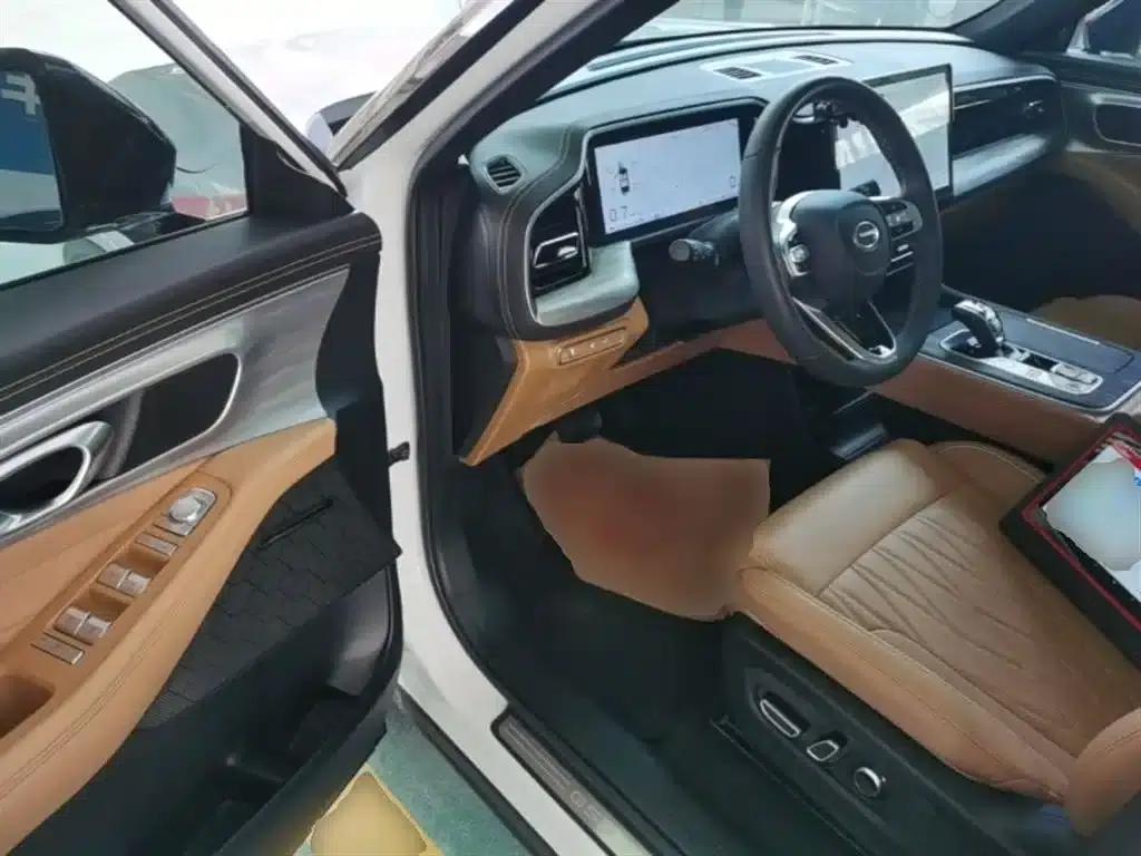 Trumpchi GS8 2025 Navigator Series 2.0TGDI 2WD Luxury 5-Seater — миниатюра 16