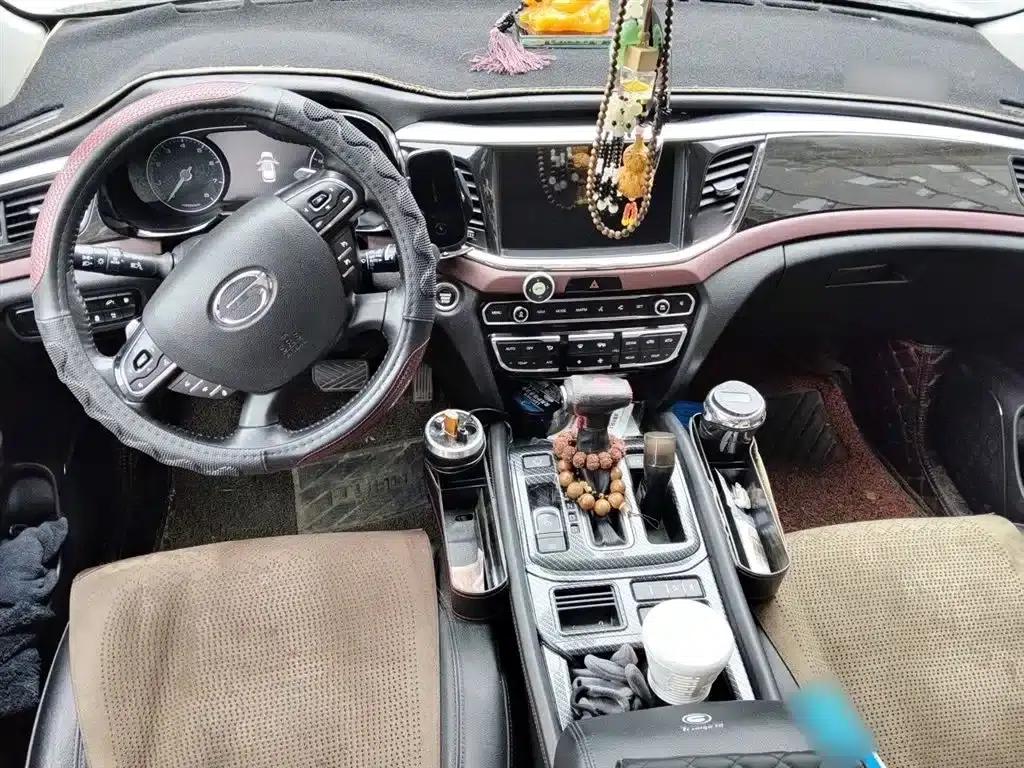 Trumpchi GS8 2017 320T 2WD Luxury Intelligent Connected Edition (7-seater) — миниатюра 13
