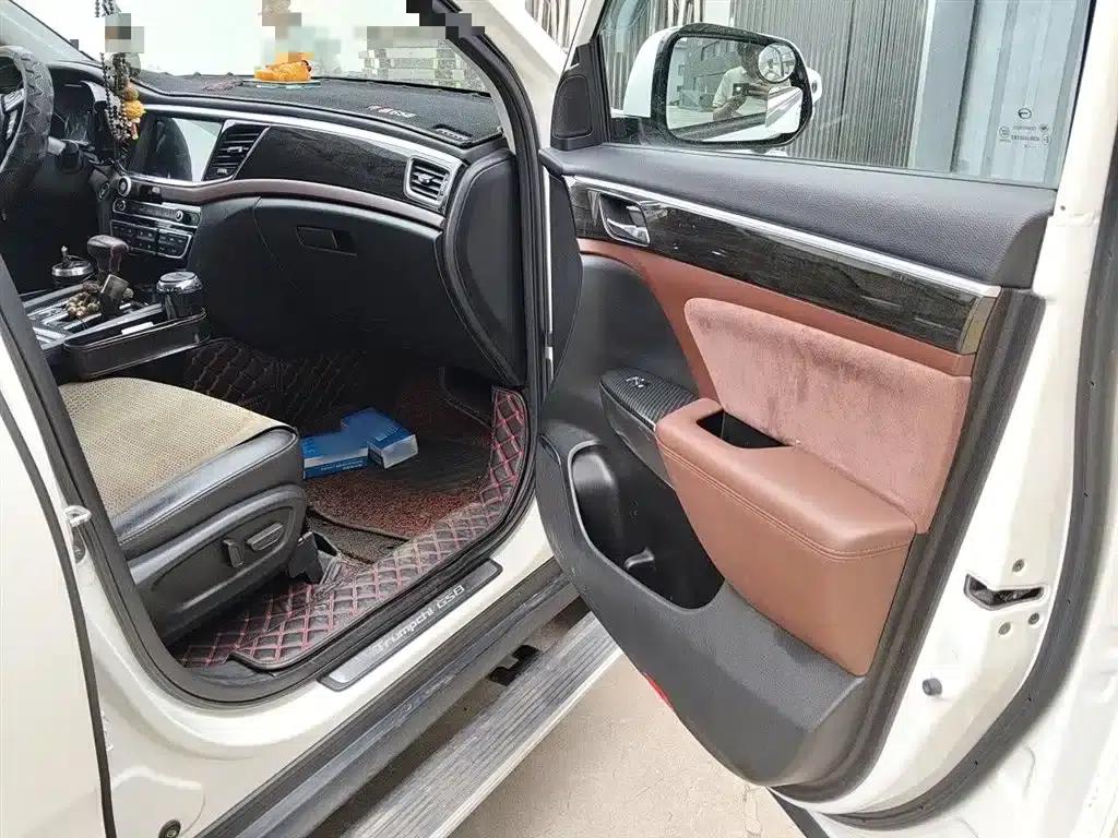 Trumpchi GS8 2017 320T 2WD Luxury Intelligent Connected Edition (7-seater) — миниатюра 20