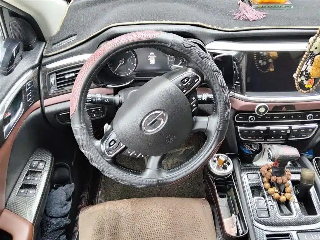 Trumpchi GS8 2017 320T 2WD Luxury Intelligent Connected Edition (7-seater) — миниатюра 3