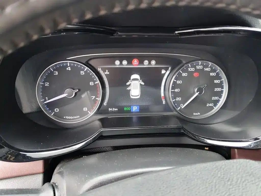 Trumpchi GS8 2017 320T 2WD Luxury Intelligent Connected Edition (7-seater) — миниатюра 4