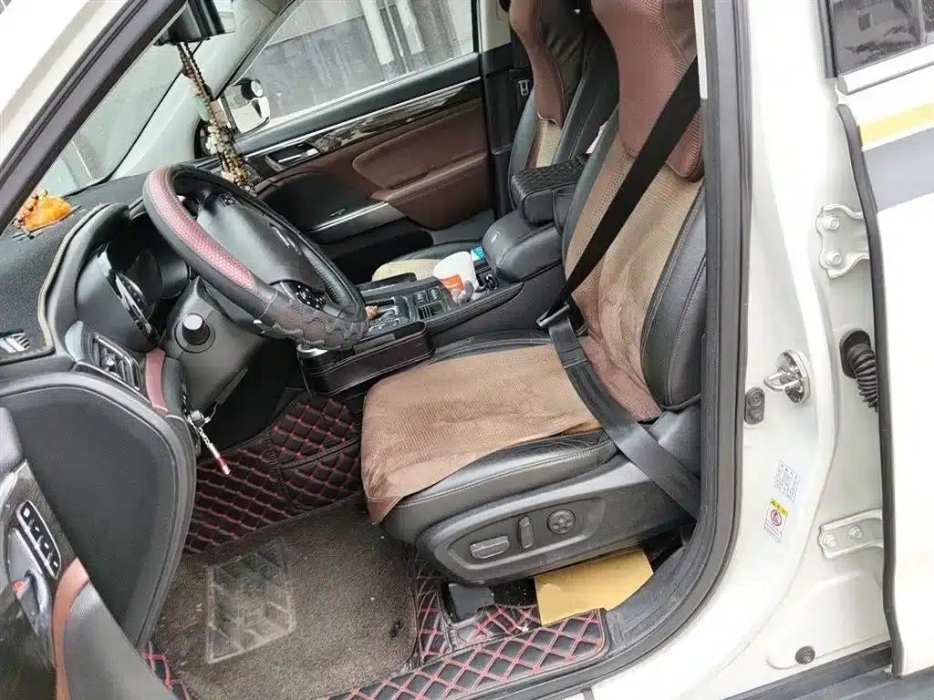 Trumpchi GS8 2017 320T 2WD Luxury Intelligent Connected Edition (7-seater) — миниатюра 8