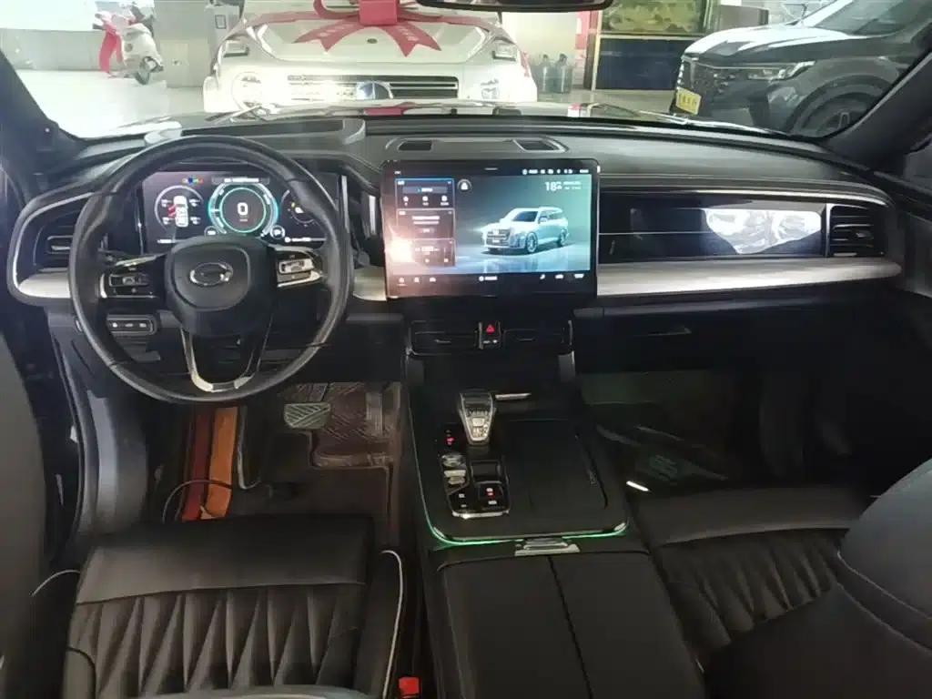 Trumpchi GS8 2022 Hybrid Series 2.0TM 2WD Premium Edition (7-seater) — миниатюра 10