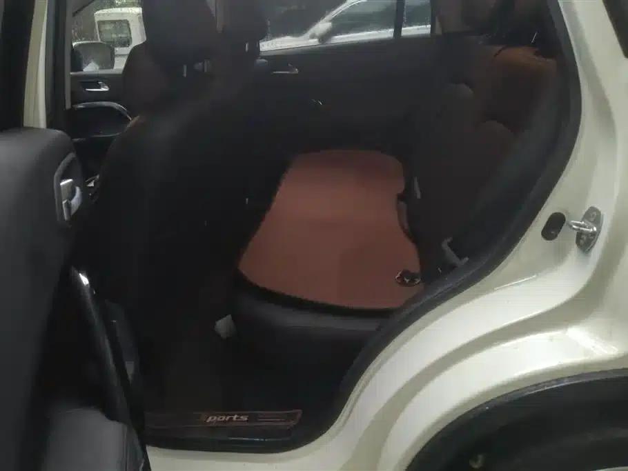 Trumpchi GS4 2018 235T Automatic 2WD Elite Edition — миниатюра 11