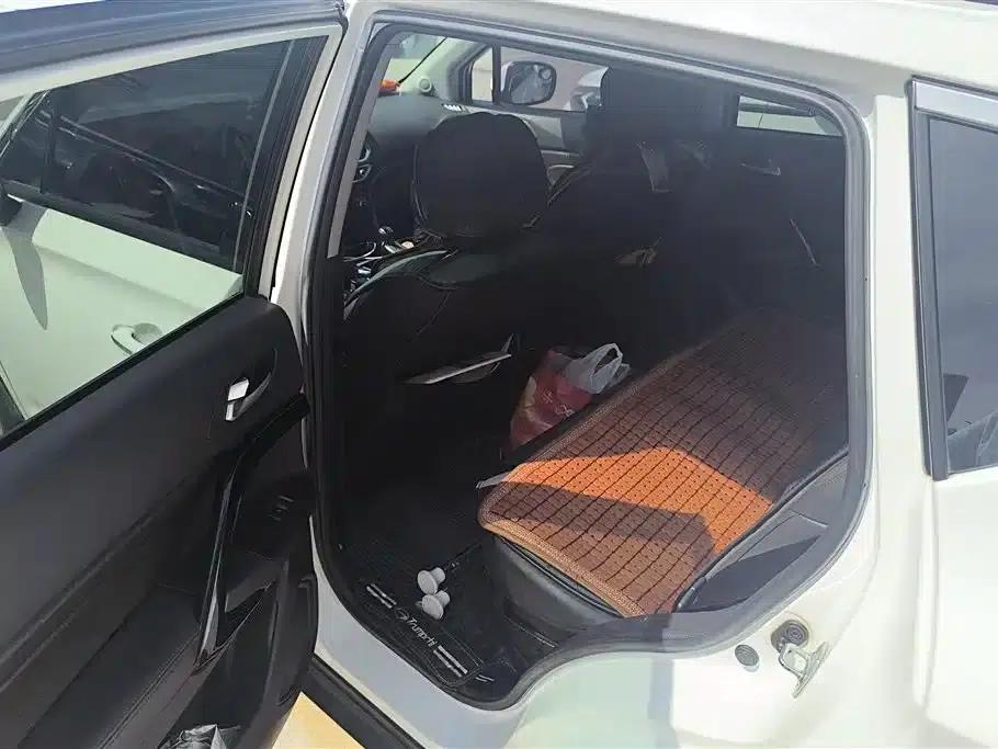 Trumpchi GS4 2016 235T Manual Deluxe Edition — миниатюра 11
