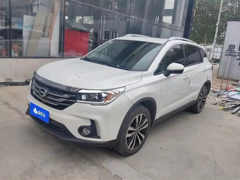 Trumpchi GS4 2017 235T Manual 2WD Luxury Edition — миниатюра 1