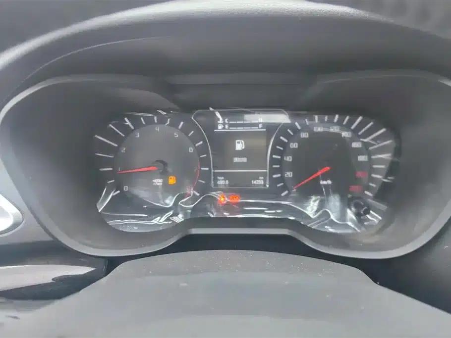Trumpchi GS4 2017 235T Manual 2WD Luxury Edition — миниатюра 14