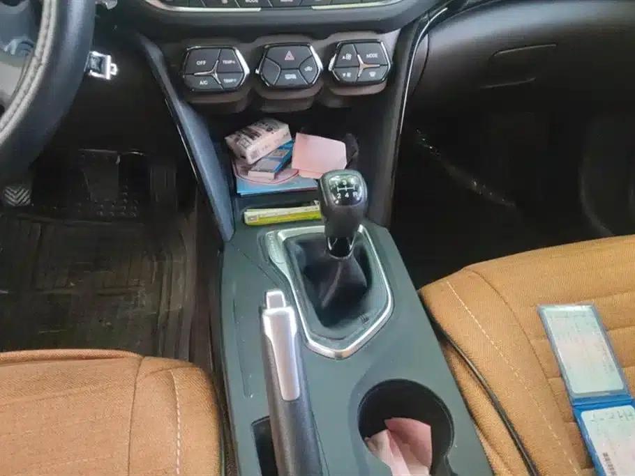 Trumpchi GS4 2017 235T Manual 2WD Luxury Edition — миниатюра 16
