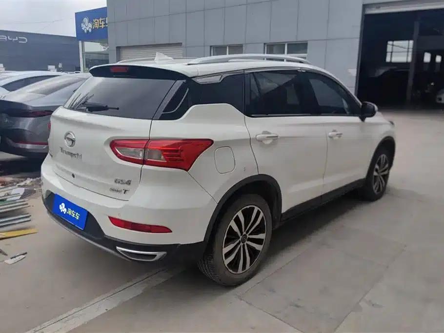 Trumpchi GS4 2017 235T Manual 2WD Luxury Edition — миниатюра 3