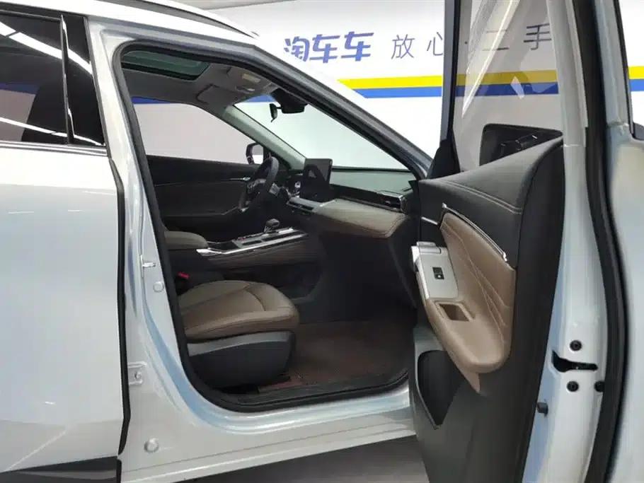 Trumpchi GS4 2024 MAX 1.5T Flagship Edition — миниатюра 8