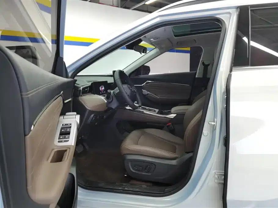 Trumpchi GS4 2024 MAX 1.5T Flagship Edition — миниатюра 9
