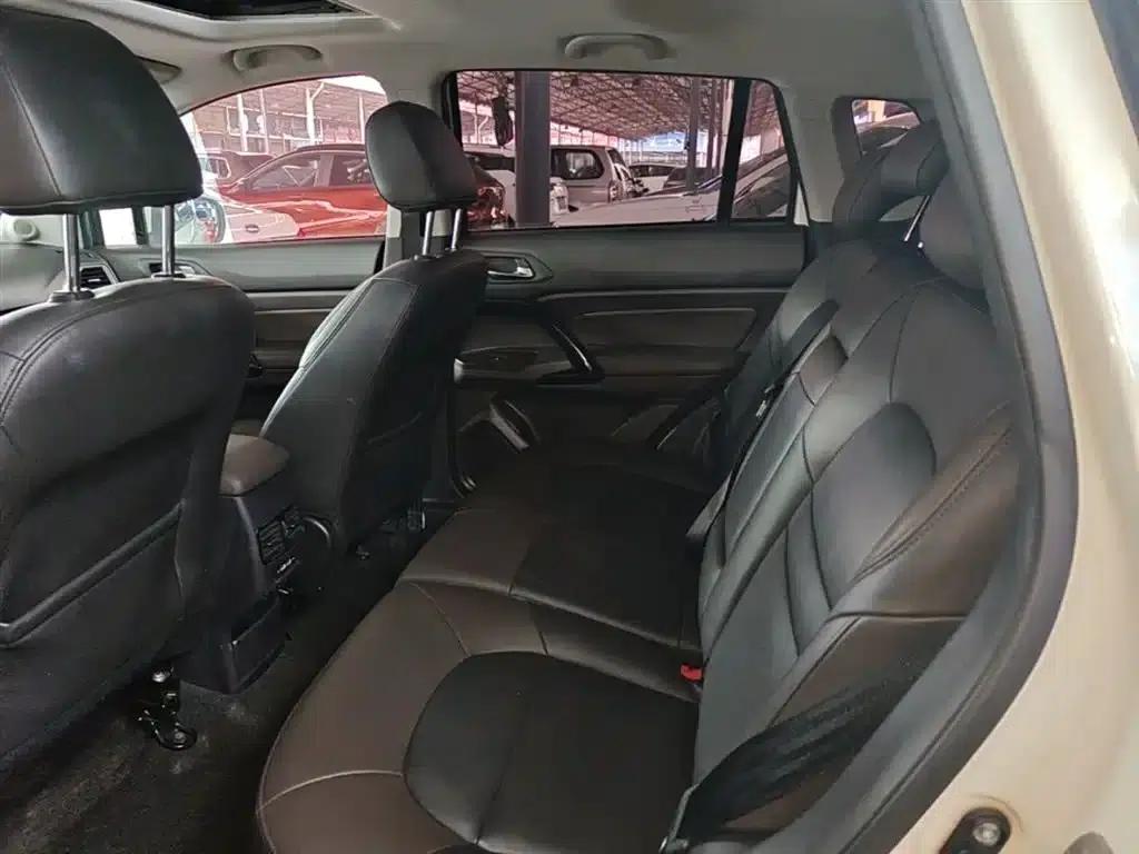 Trumpchi GS4 2017 235T Automatic 2WD Elite Edition — миниатюра 17