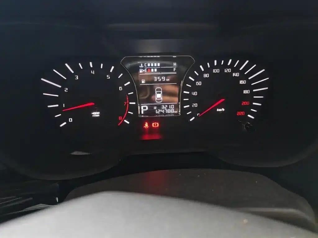 Trumpchi GS4 2017 200T G-DCT 2WD Comfort Edition — миниатюра 18