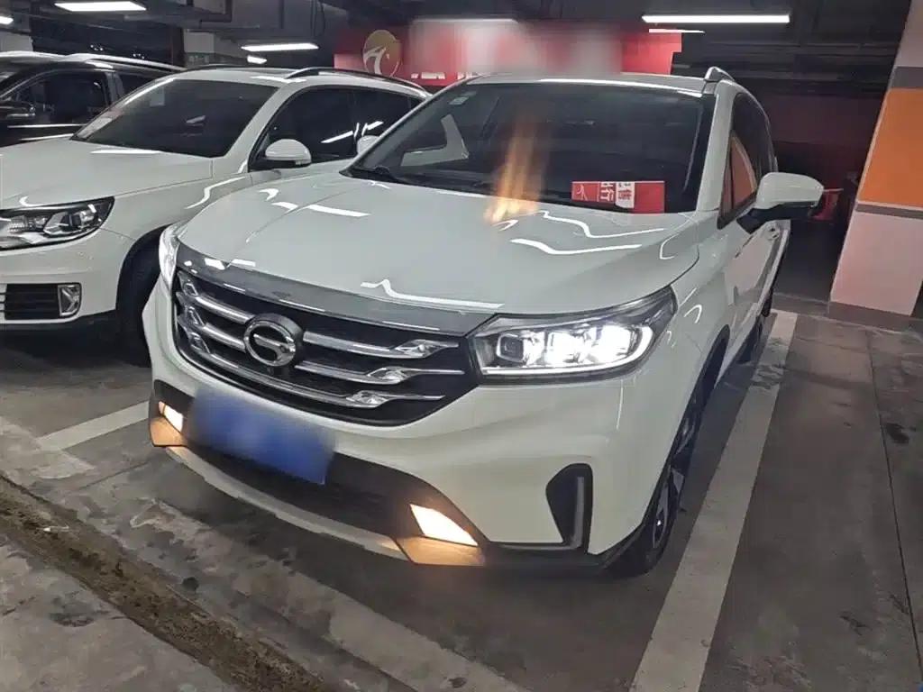Trumpchi GS4 2018 235T Automatic 2WD Luxury Intelligent Connectivity Millionth Anniversary Edition — миниатюра 2