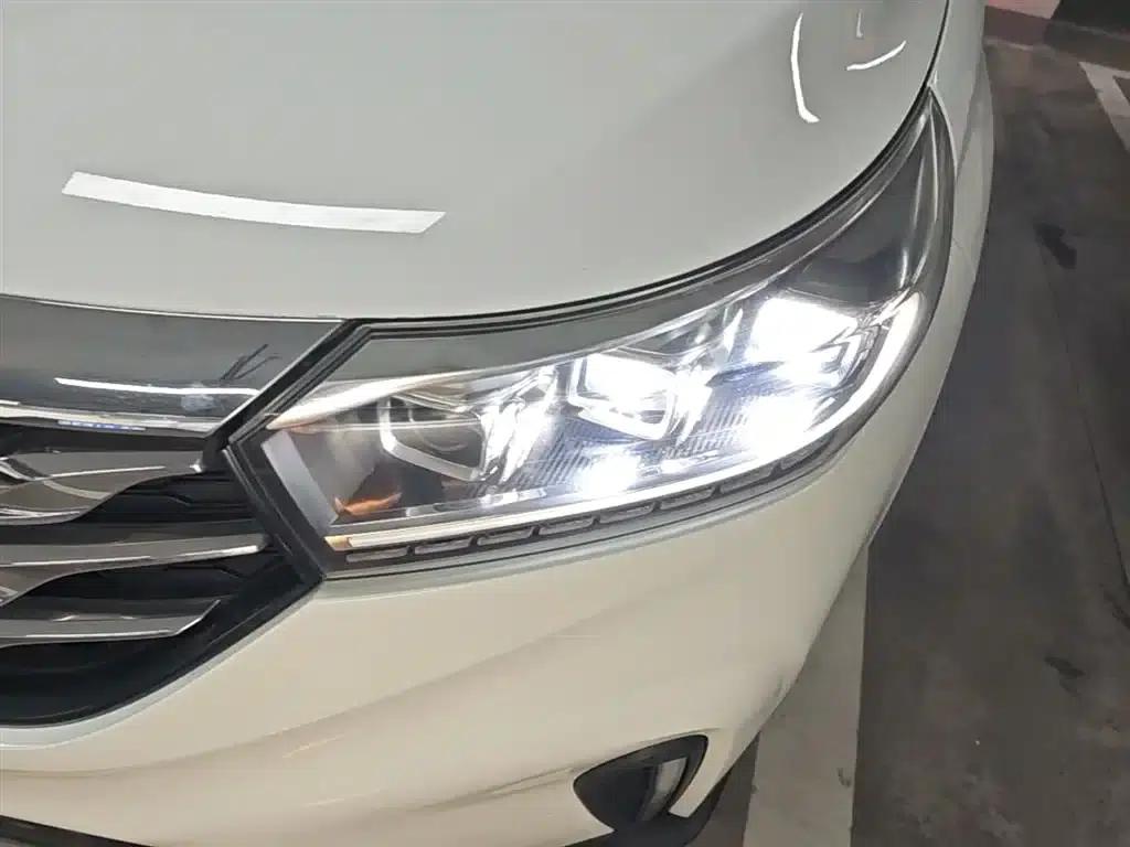 Trumpchi GS4 2018 235T Automatic 2WD Luxury Intelligent Connectivity Millionth Anniversary Edition — миниатюра 24
