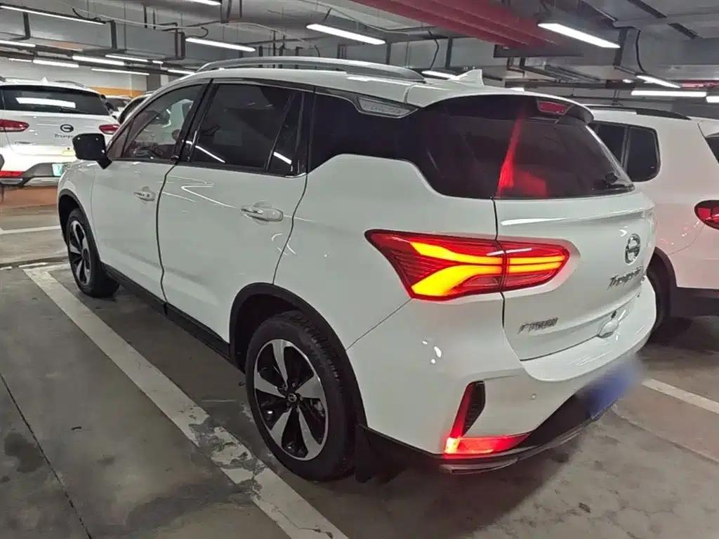Trumpchi GS4 2018 235T Automatic 2WD Luxury Intelligent Connectivity Millionth Anniversary Edition — миниатюра 5