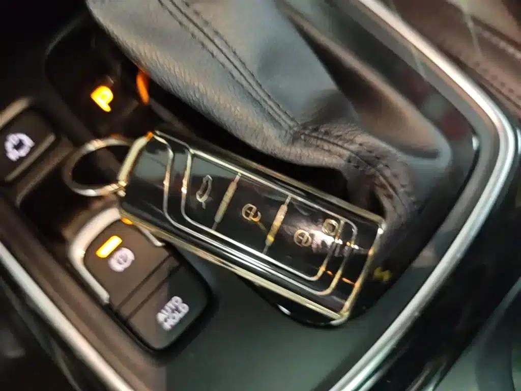Trumpchi GS4 2018 235T Automatic 2WD Luxury Intelligent Connectivity Millionth Anniversary Edition — миниатюра 9