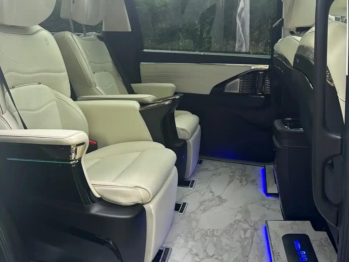 Trumpchi E9 2023 Model E9 Master — миниатюра 5