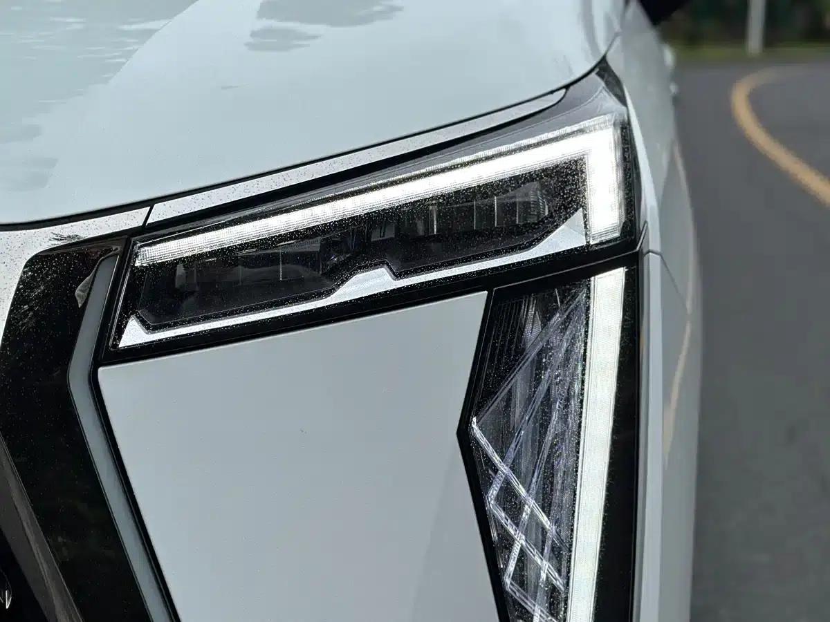 Trumpchi E9 2023 Model E9 Master — миниатюра 8