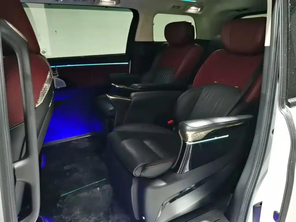 Trumpchi E9 2023 Model E9 Master — миниатюра 17