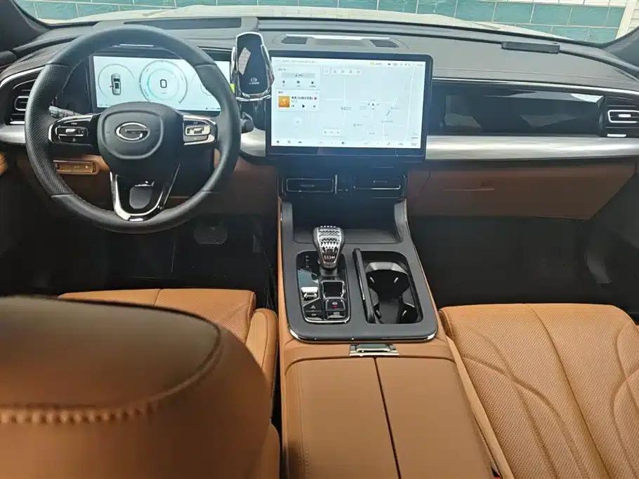 Trumpchi ES9 2024 PHEV 143km Max — миниатюра 12