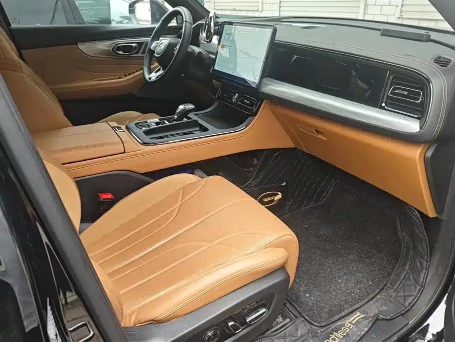 Trumpchi ES9 2024 PHEV 143km Max — миниатюра 8