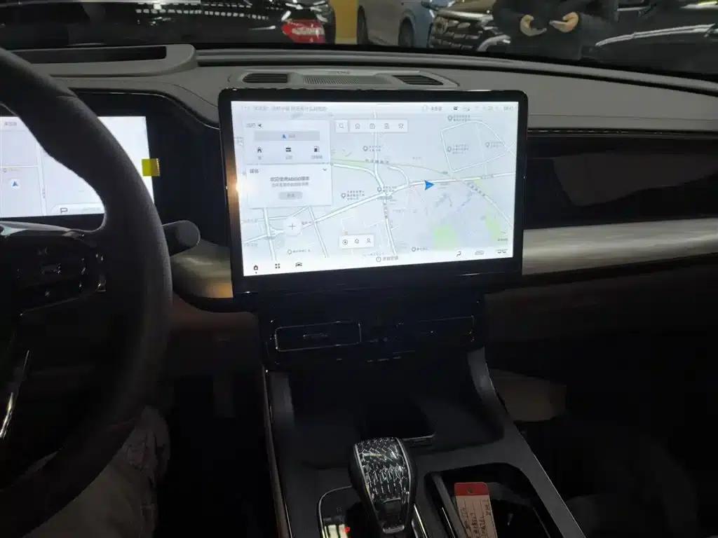 Trumpchi ES9 2024 PHEV 143km Pro+ — миниатюра 13