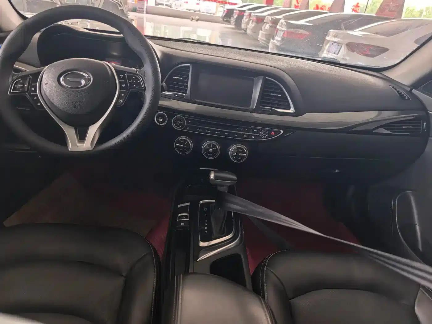 Trumpchi GA6 2015 1.8T DCT Luxury Navigation Edition — миниатюра 8