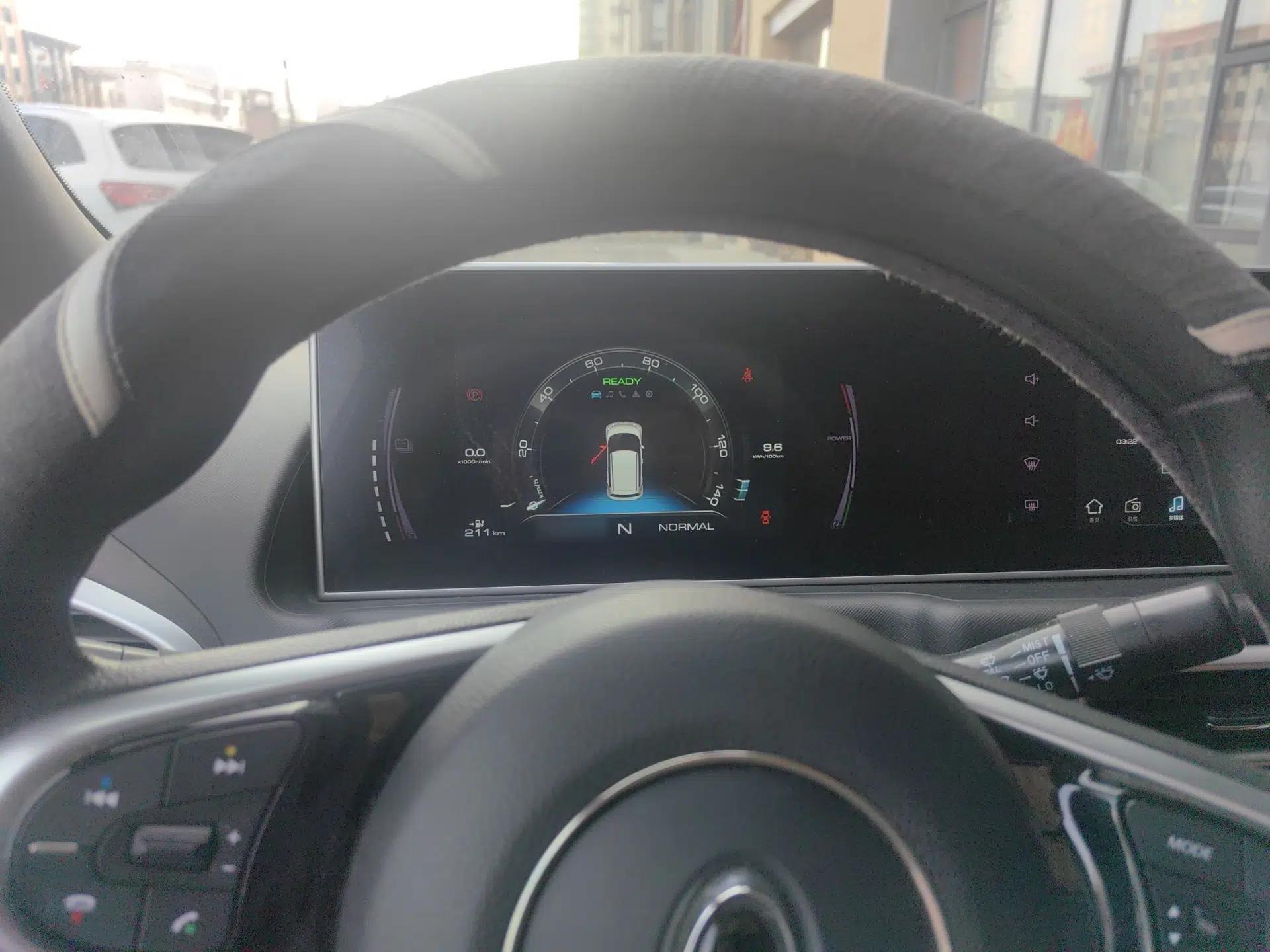 ORA White Cat 2020 360 km Luxury Version — миниатюра 10