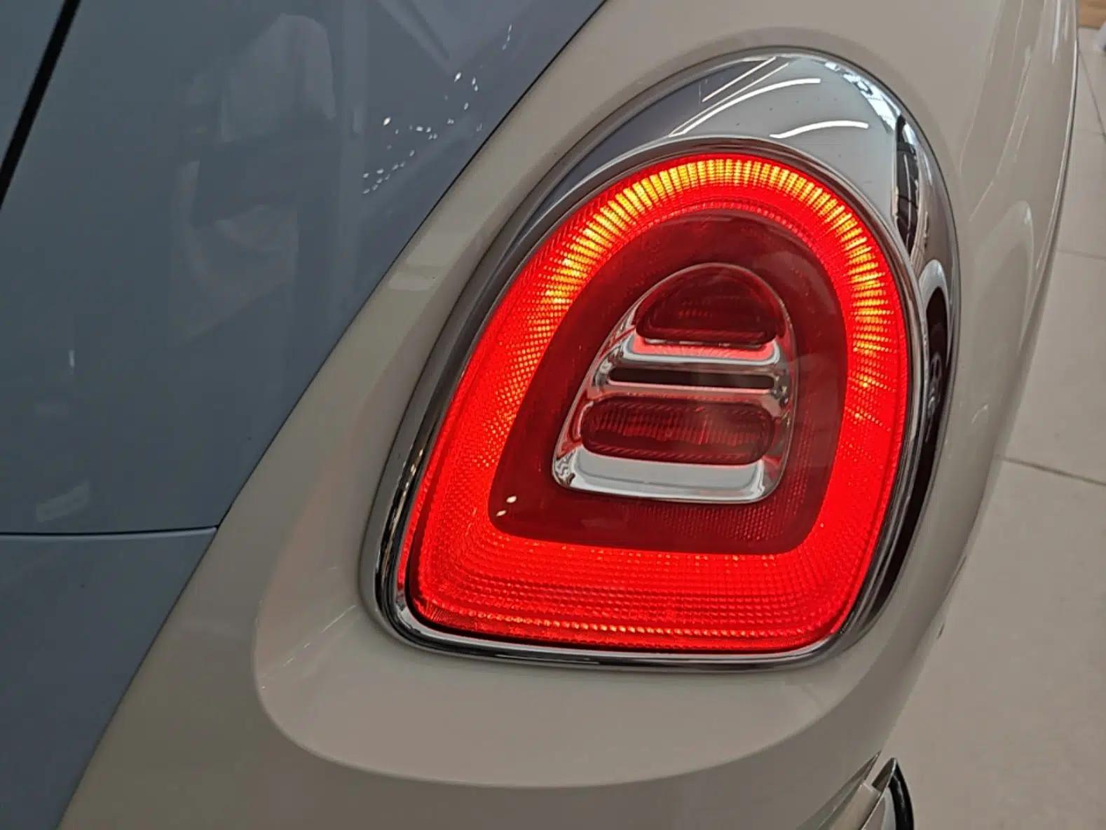 ORA Ballet Cat 2023 401 km Luxury Version — миниатюра 7