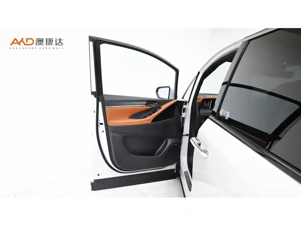 Trumpchi Aspiration M8/2.0T/2025/Qiankun Series Ultra First Class — миниатюра 11