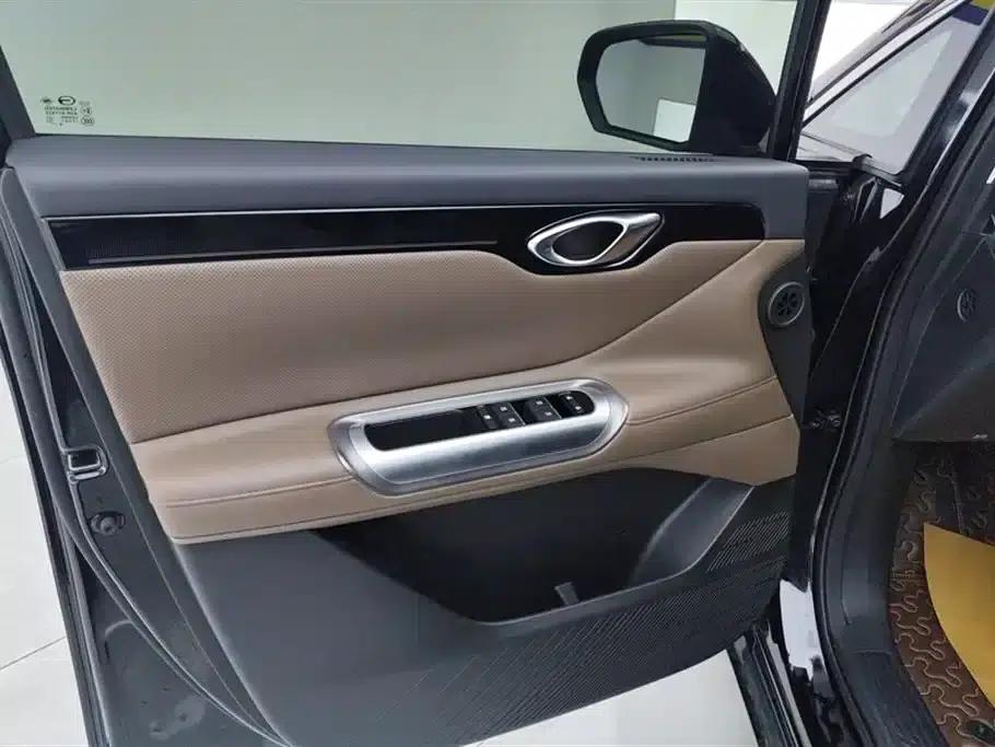 Trumpchi E8 2024 Glory Series 2.0L Glory Edition — миниатюра 7