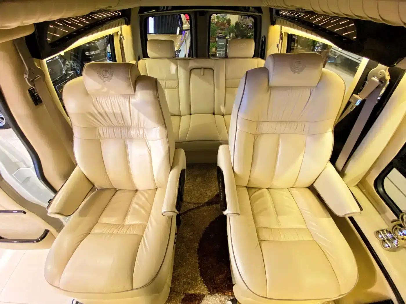 2011 SAVANA 5.3L Business Star 7-seater — миниатюра 21