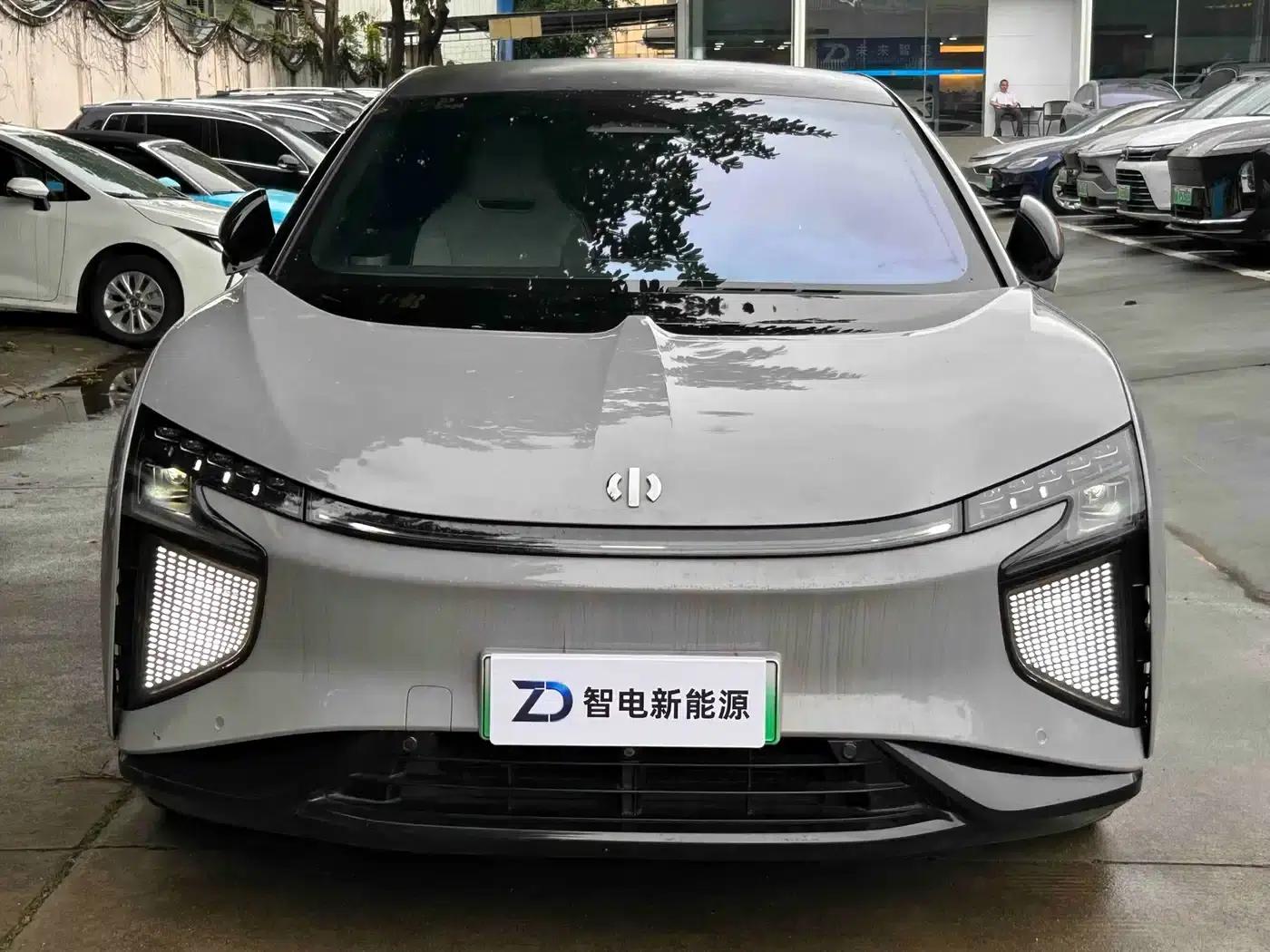 HiPhi X 2021 Luxury 6-seater — миниатюра 2