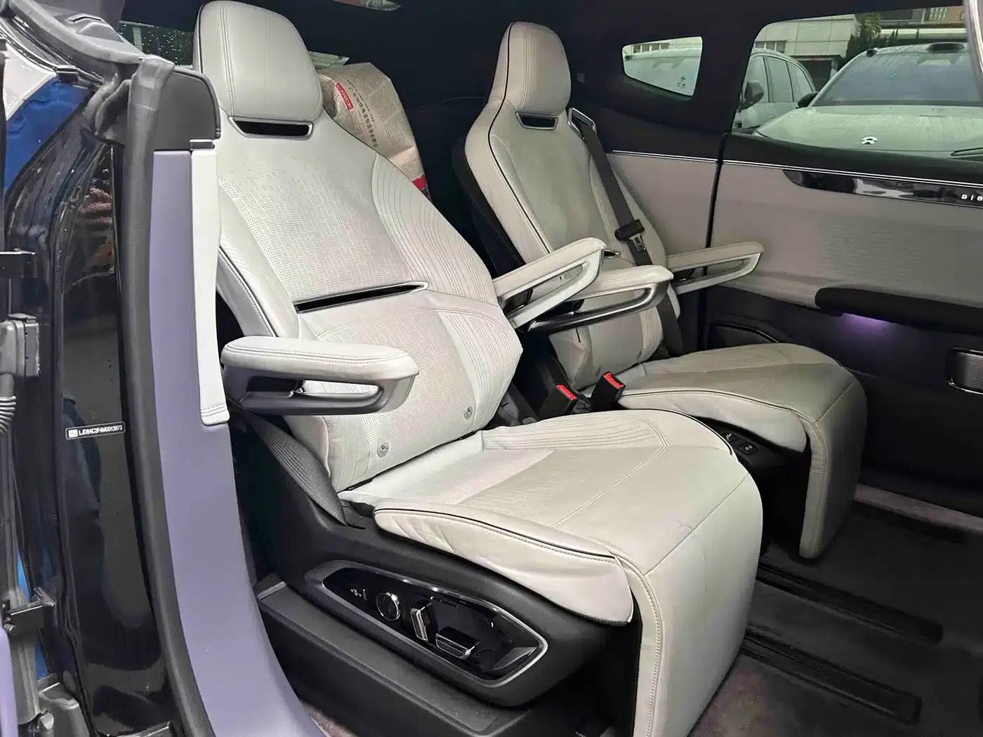 HiPhi X 2021 Luxury 6-seater — миниатюра 13