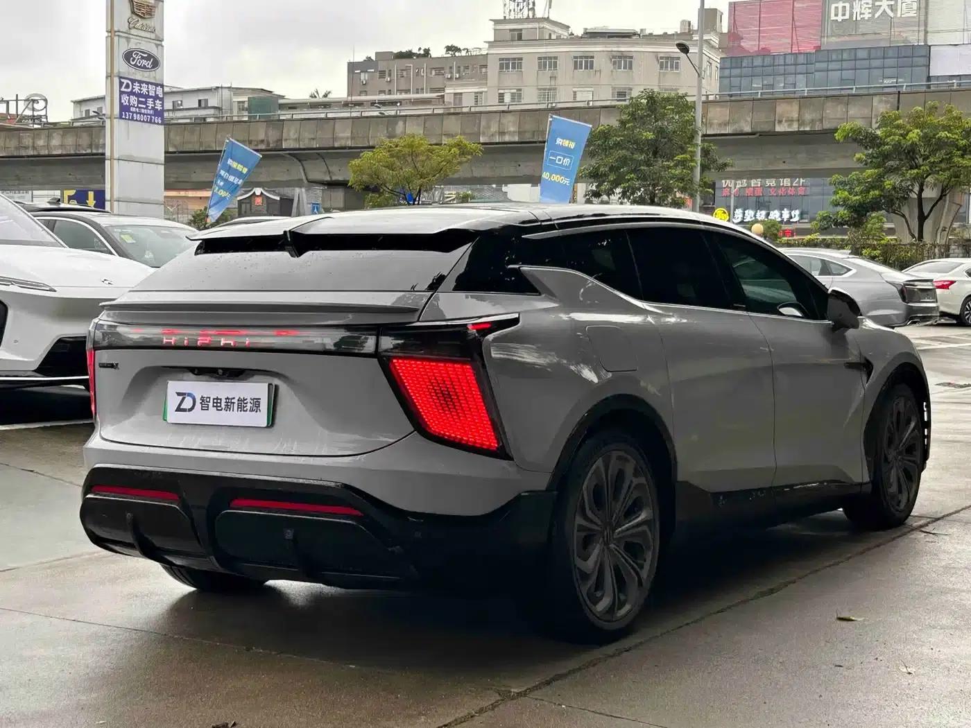 HiPhi X 2021 Luxury 6-seater — миниатюра 19