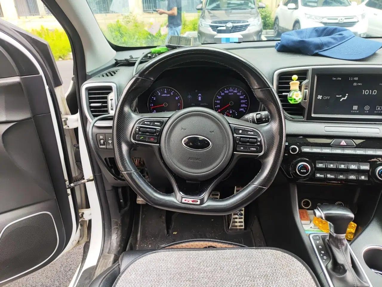 Kia KX5 2016 1.6T Automatic Two-Wheel Drive DLX — миниатюра 11