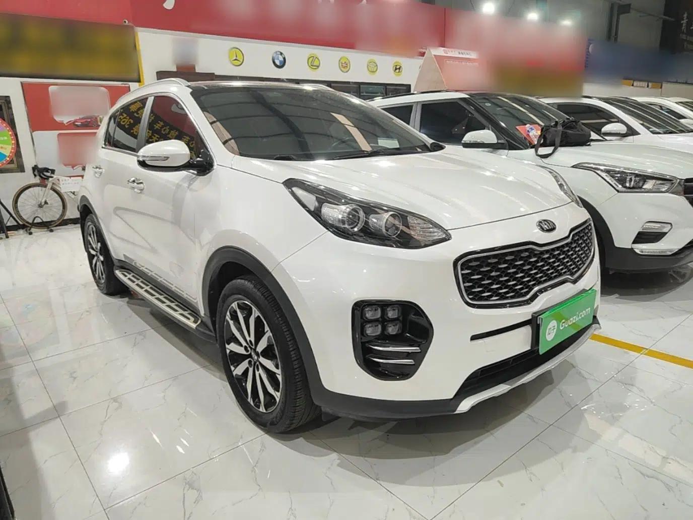 Kia KX5 2017 1.6T Automatic Two-Wheel Drive 15th Anniversary Special Edition DLX — миниатюра 3